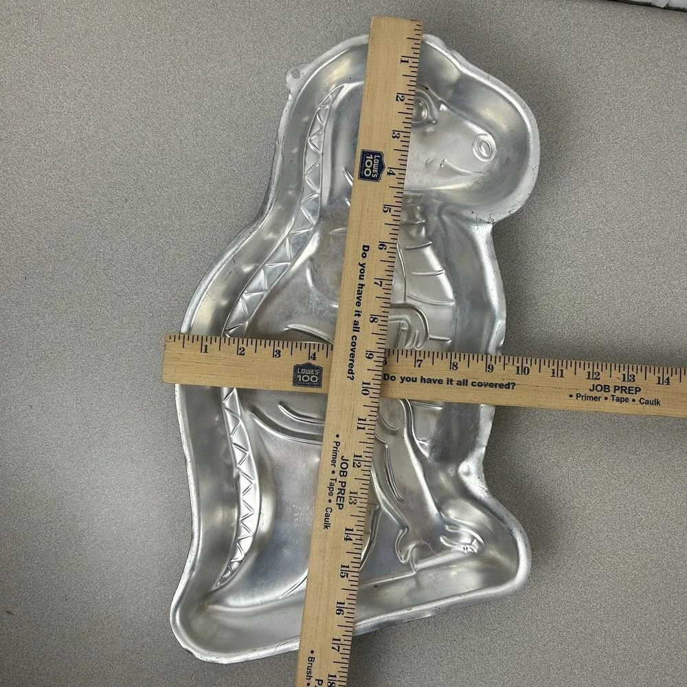 Dinosaur Partysaurus T-Rex‎ Cake Pan Baking Mold 1987 Wilton 2105-1280